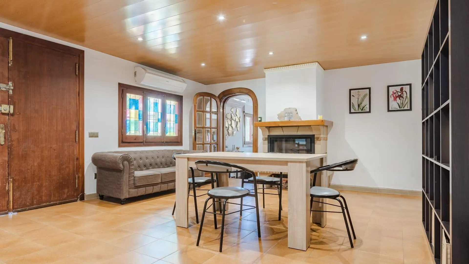 Villa Rural Avril Camarles
